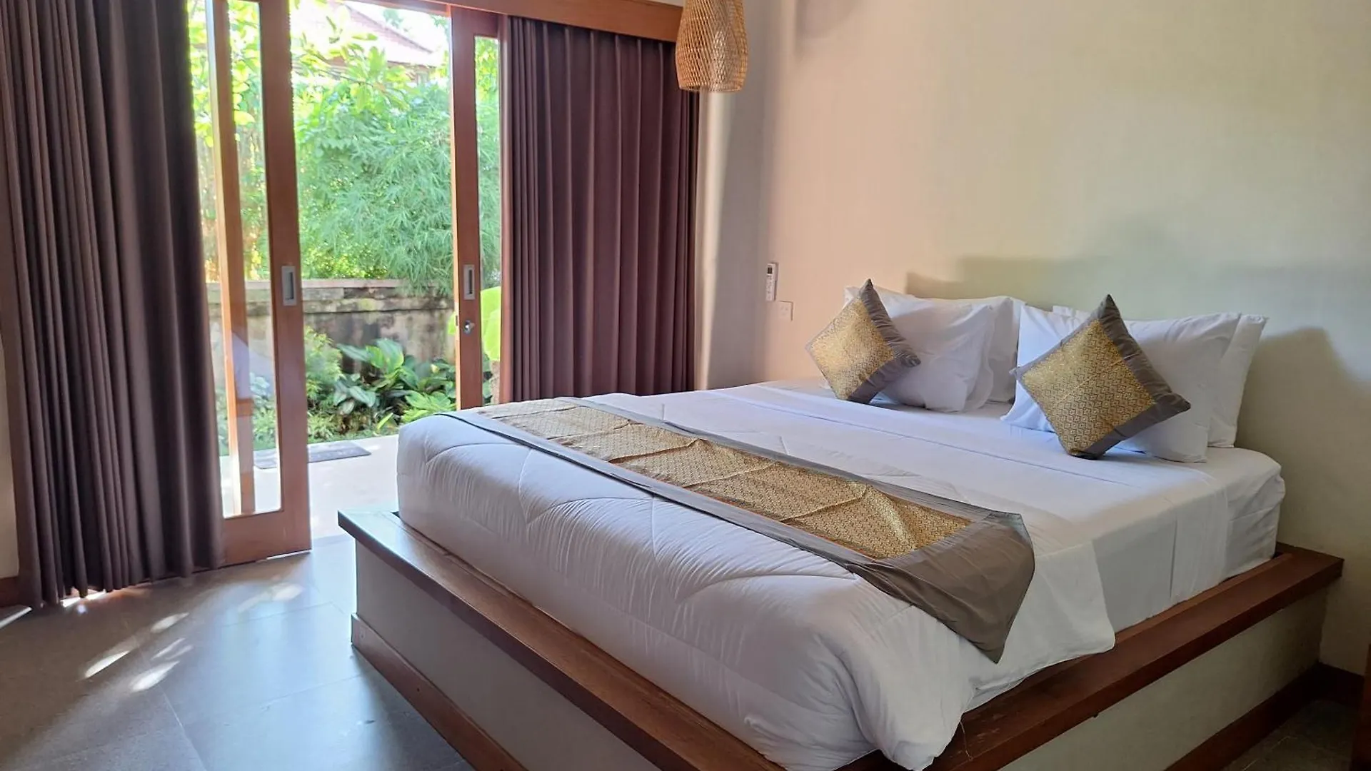 ゲストハウス Kasapa Inn ウブド